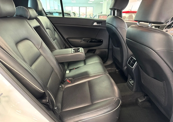 Kia Sportage cena 85000 przebieg: 110380, rok produkcji 2016 z Suwałki małe 466